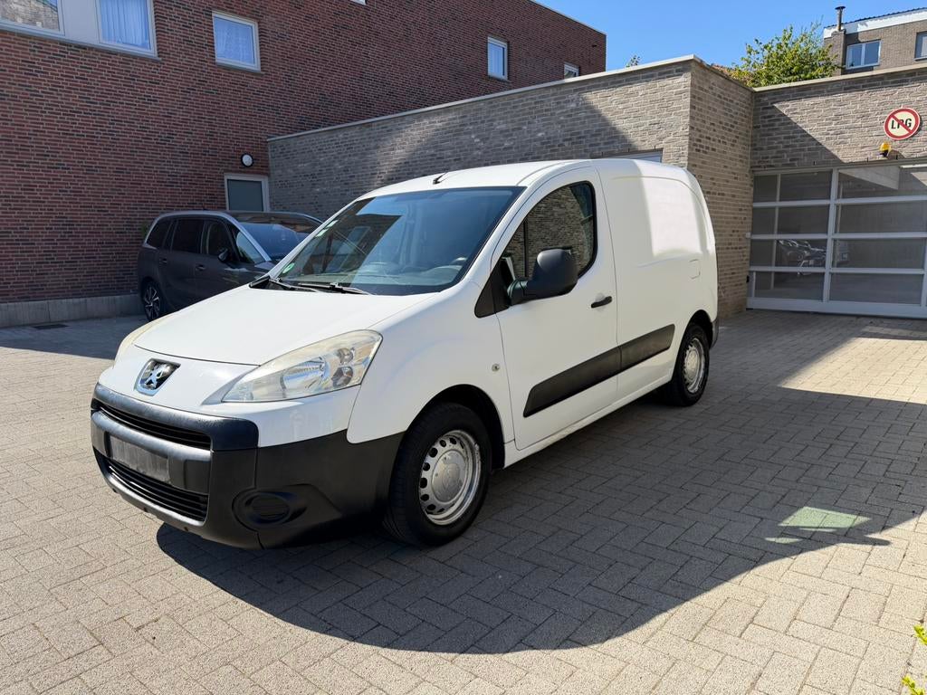 Peugeot Partner 1.6HDI 90pk – 2010– 223.000 km – Gekeurd vvk, Auto's, Peugeot, Particulier, Partner, Airconditioning, Diesel, Euro 4