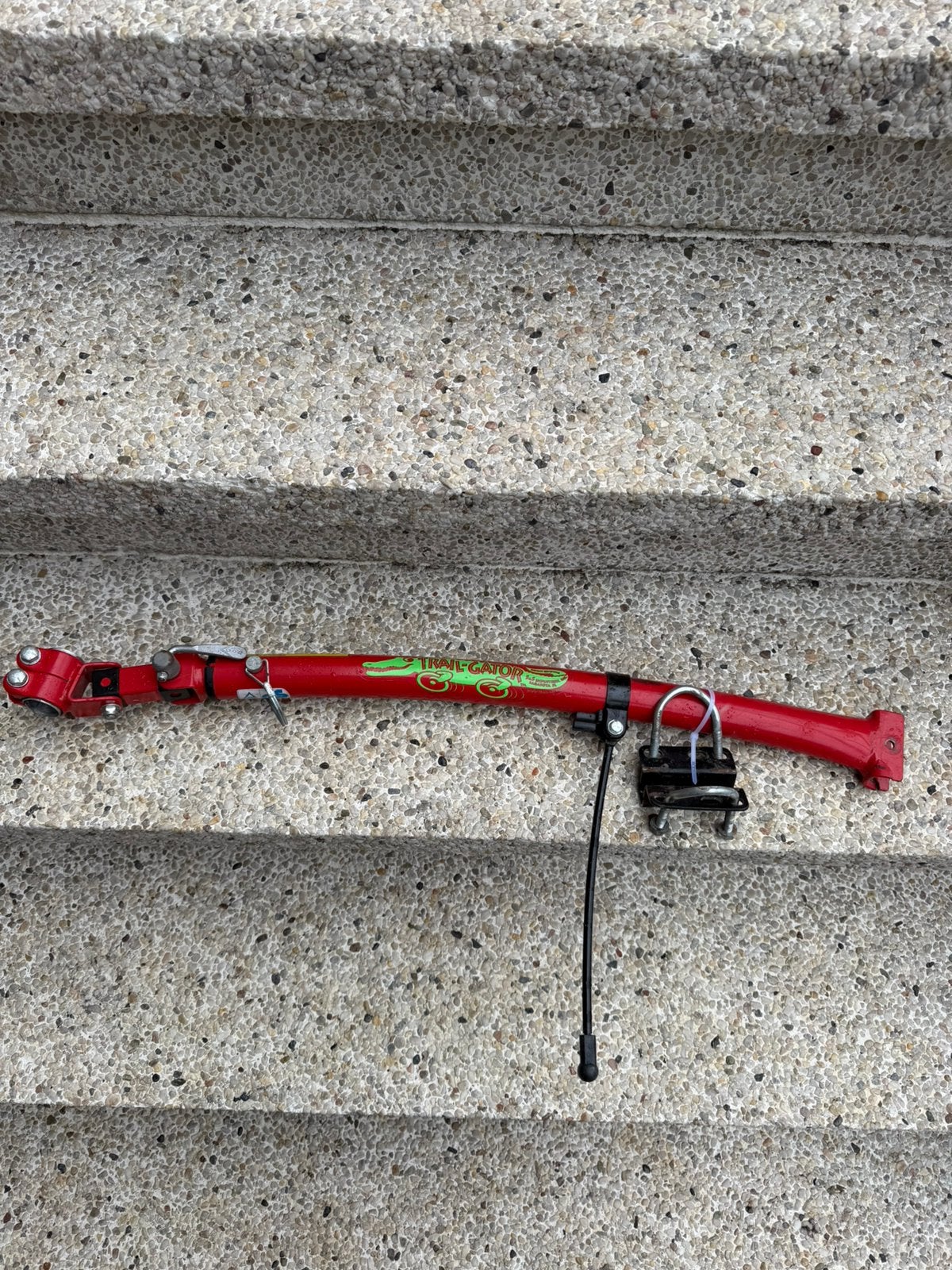 Trail gator (barre traction vélo enfant), Enlèvement, Utilisé