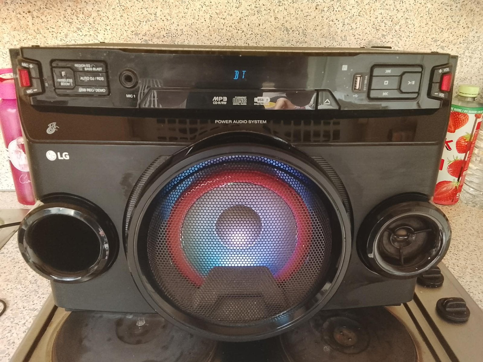 LG boombox, Ophalen, Gebruikt