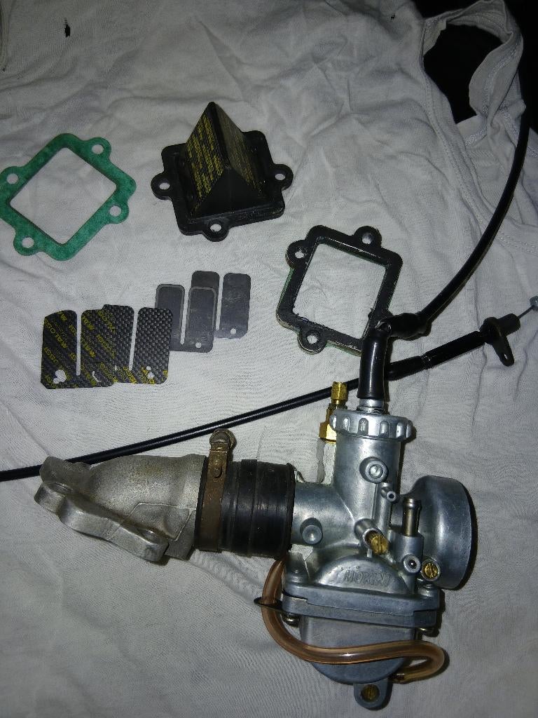 Carb 22mm min. Hor., Enlèvement ou Envoi, Comme neuf