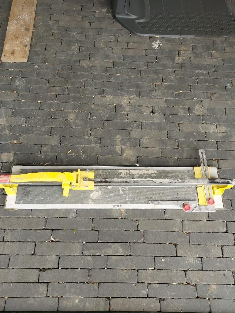 Tegelsnijder, Ophalen, Gebruikt