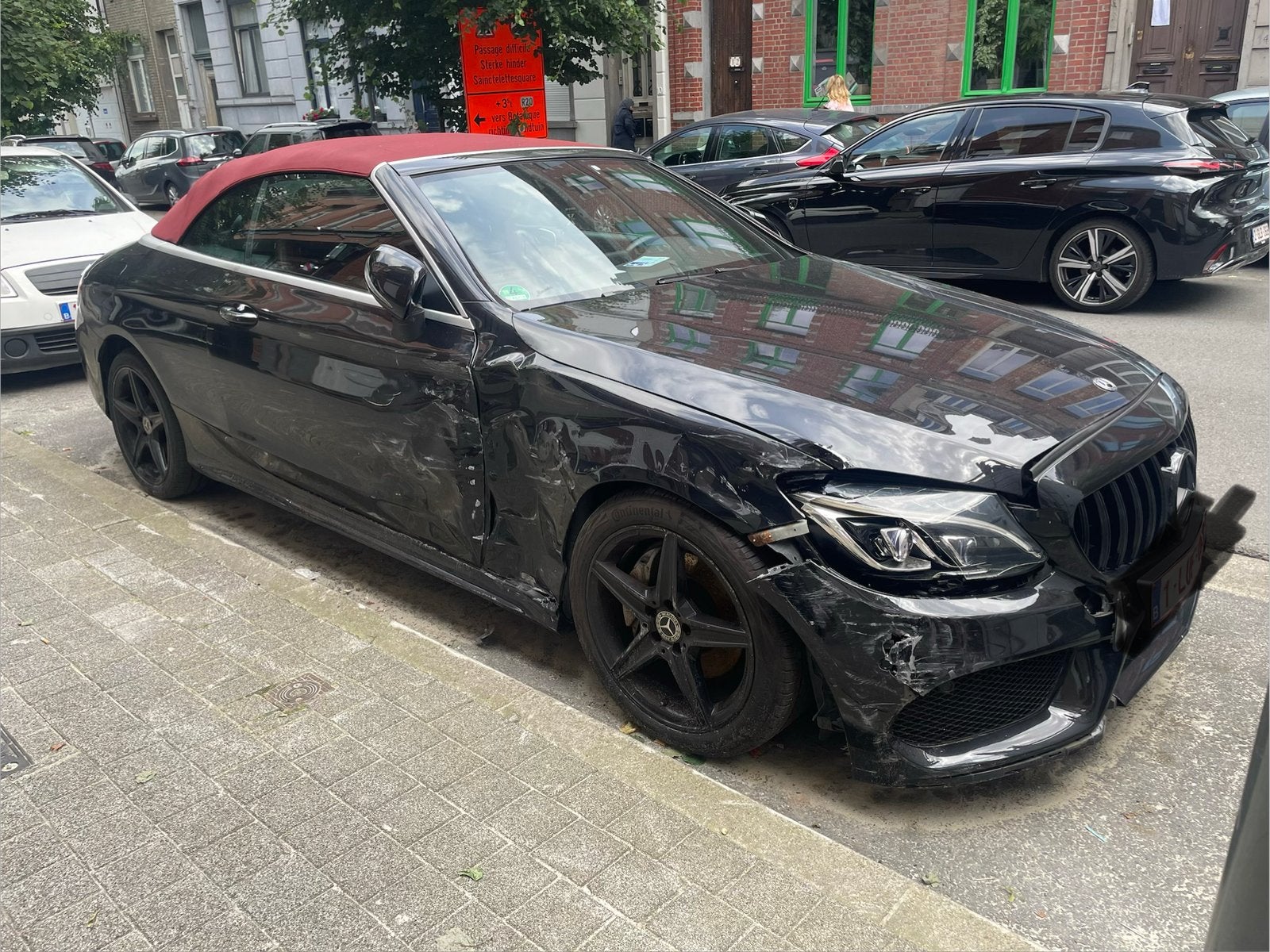 Mercedes c200 2017 accidenté, Auto's, Mercedes-Benz, Automaat, Cabriolet, Zwart, Overige kleuren