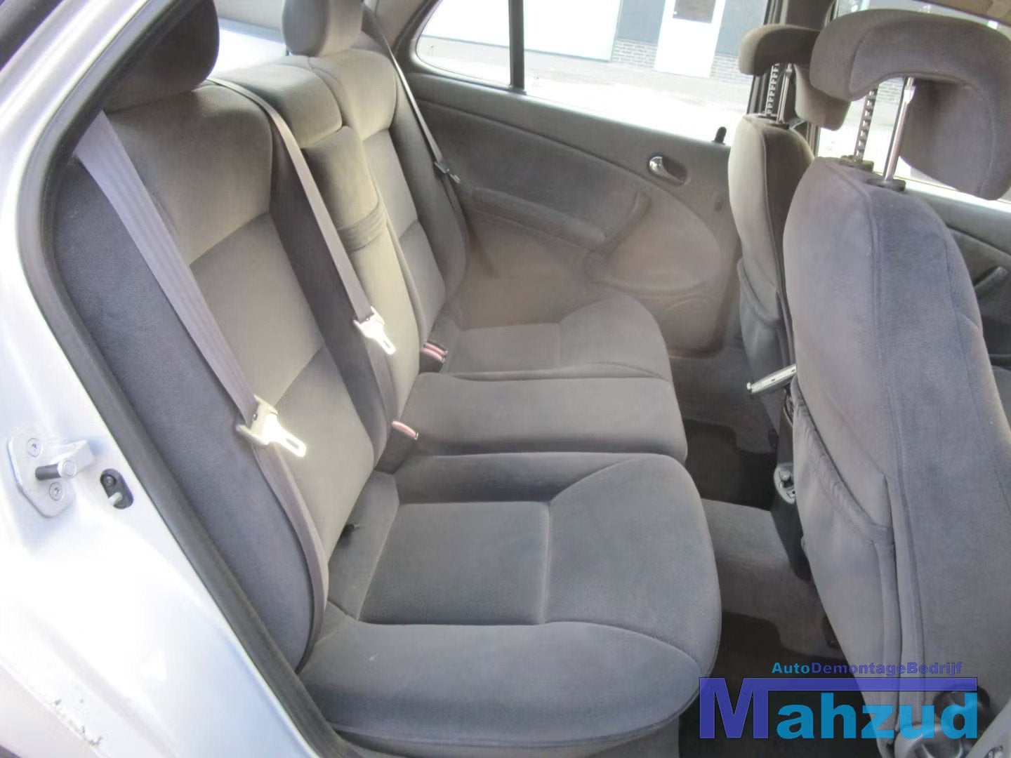 SAAB 9-5 GRIJS INTERIEUR COMPLEET SEDAN, Saab Automobile AB (defunct), Saabvagen 1
461 80  Trollhattan, SE, Utilisé, Info@saab.com