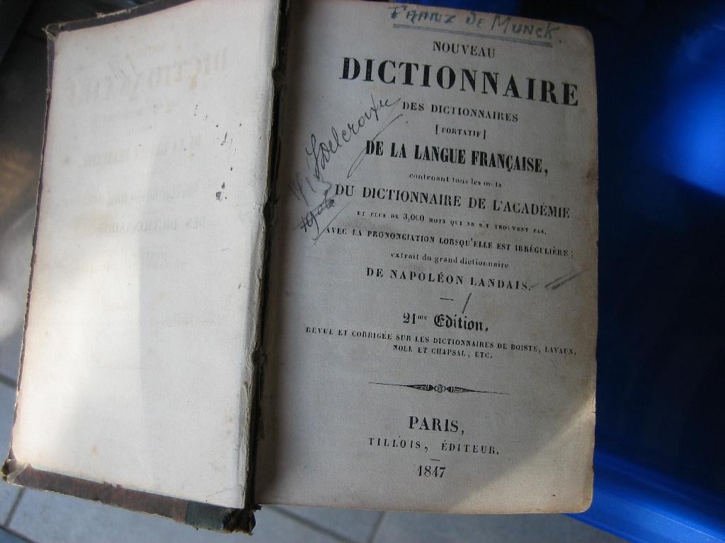 wo 1 divers - douane '50 - oude boeken tijdschriften-beatles, Ophalen of Verzenden
