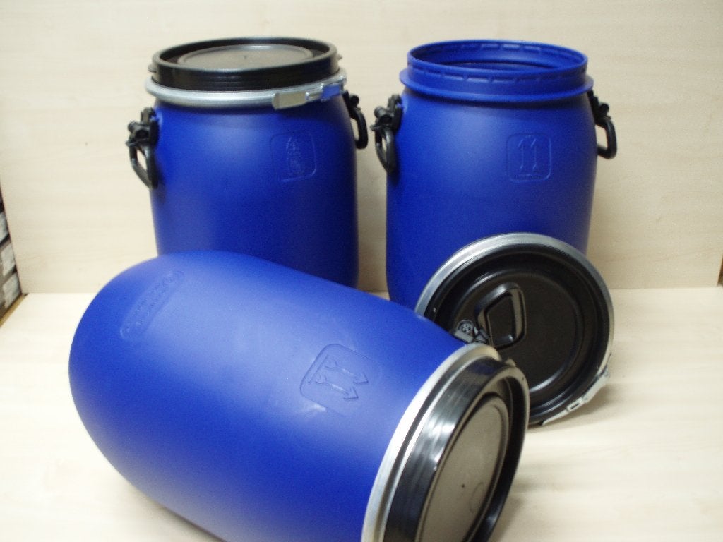 Voedertonnen 30 liter (als nieuw), Enlèvement, Comme neuf