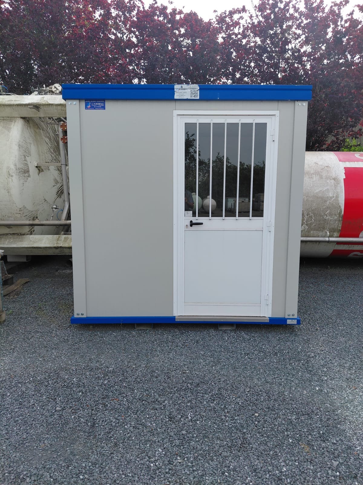 Nieuwe geïsoleerde werfkeet / containerunit – 240 x 240 cm, Ophalen