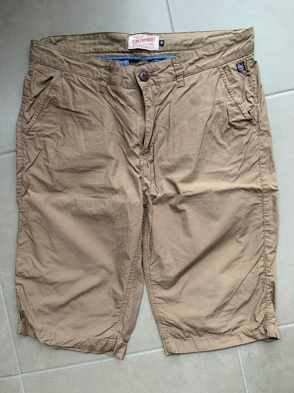 2 shorts petrol industries medium, Kleding | Heren, Spijkerbroeken en Jeans, Ophalen of Verzenden, Zo goed als nieuw, W32 (confectie 46) of kleiner