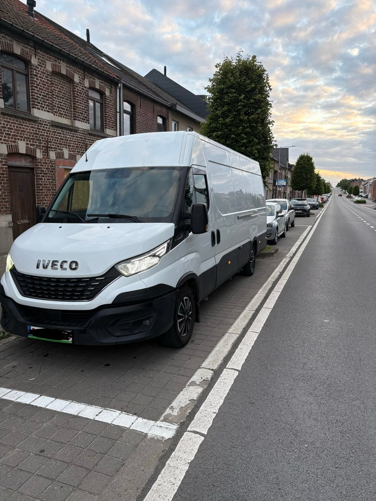 Iveco daily 2.3 automaat, Auto's, Automaat, Euro 6, 4 cilinders, Iveco