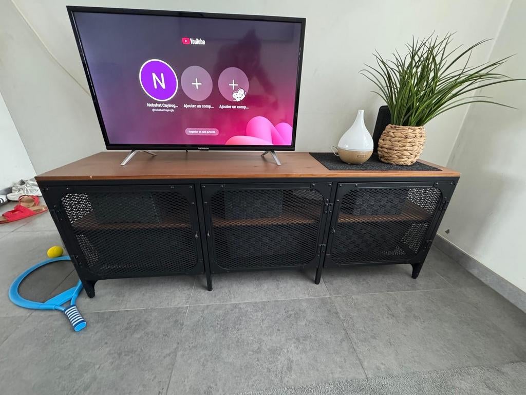 Meuble tv, Enlèvement