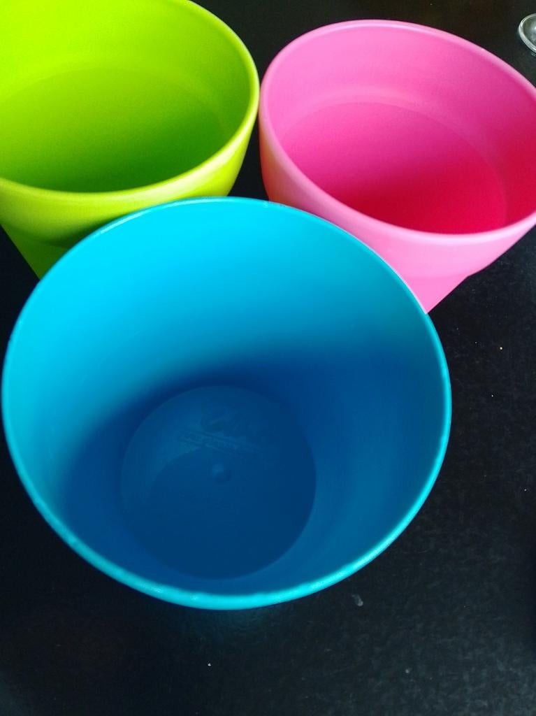 Lot de 3 cache-pots colorés., Maison & Meubles, Enlèvement, Bleu