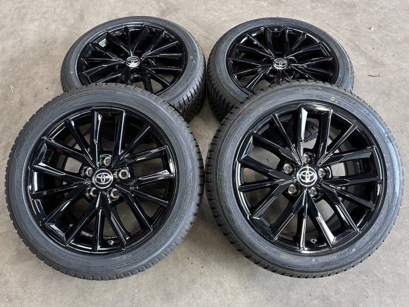 17 inch originele velgen + winterbanden Toyota Corolla | Aur, Auto-onderdelen, -, -, Banden en Velgen, Nieuw