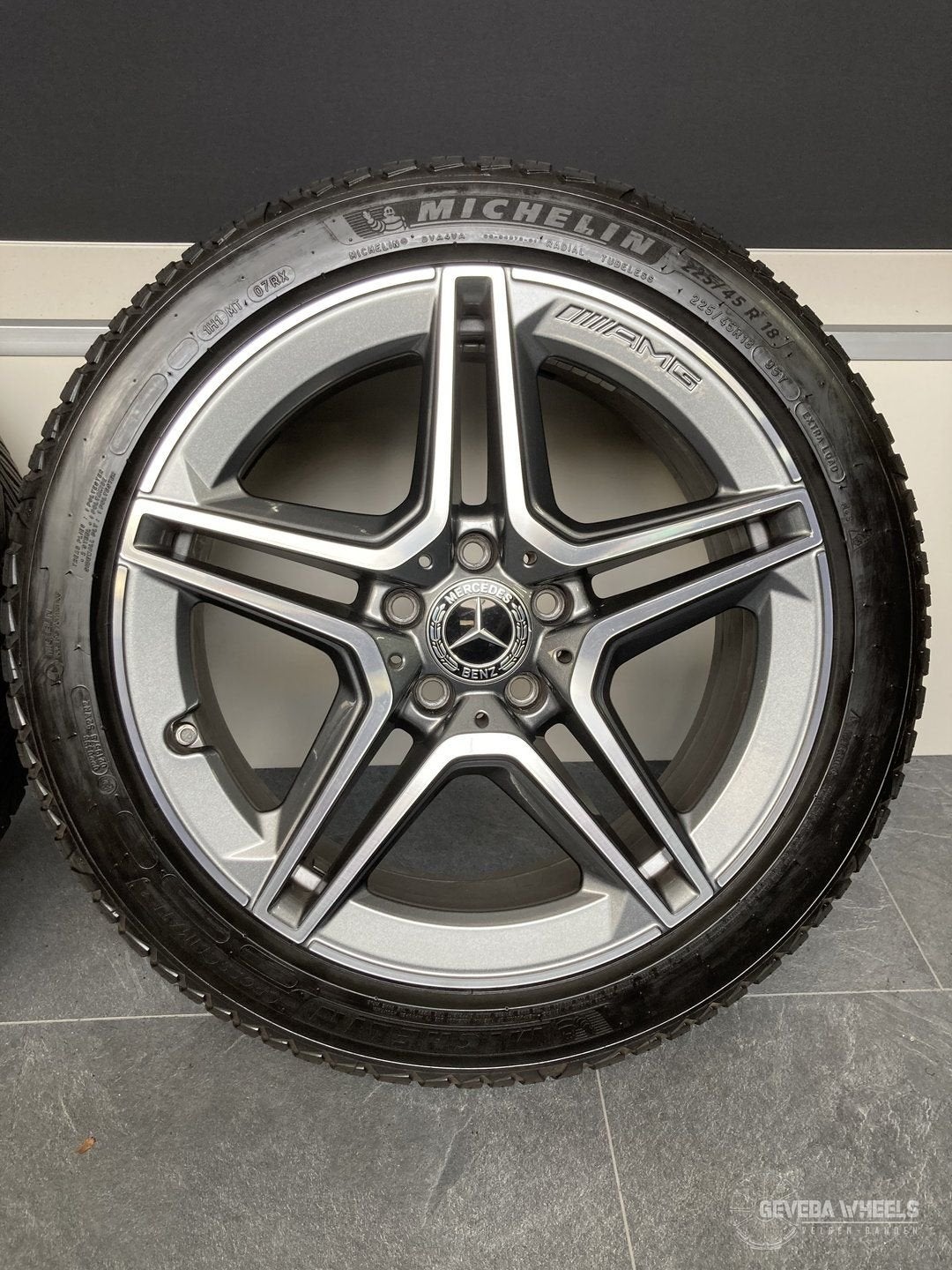 18” originele Mercedes A W177 AMG velgen + allseason banden, Pneus et Jantes, 4 Saisons, Véhicule de tourisme, -