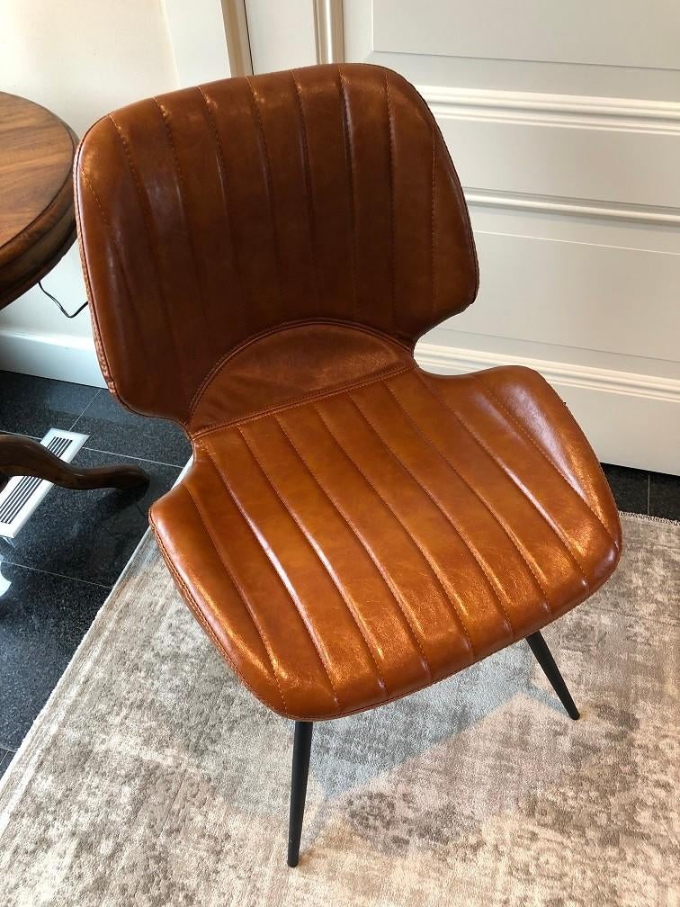 NIEUWE BRUIN LEDEREN STOEL KUIPSTOEL VINTAGE 04, Neuf, Vintage, Enlèvement, Brun