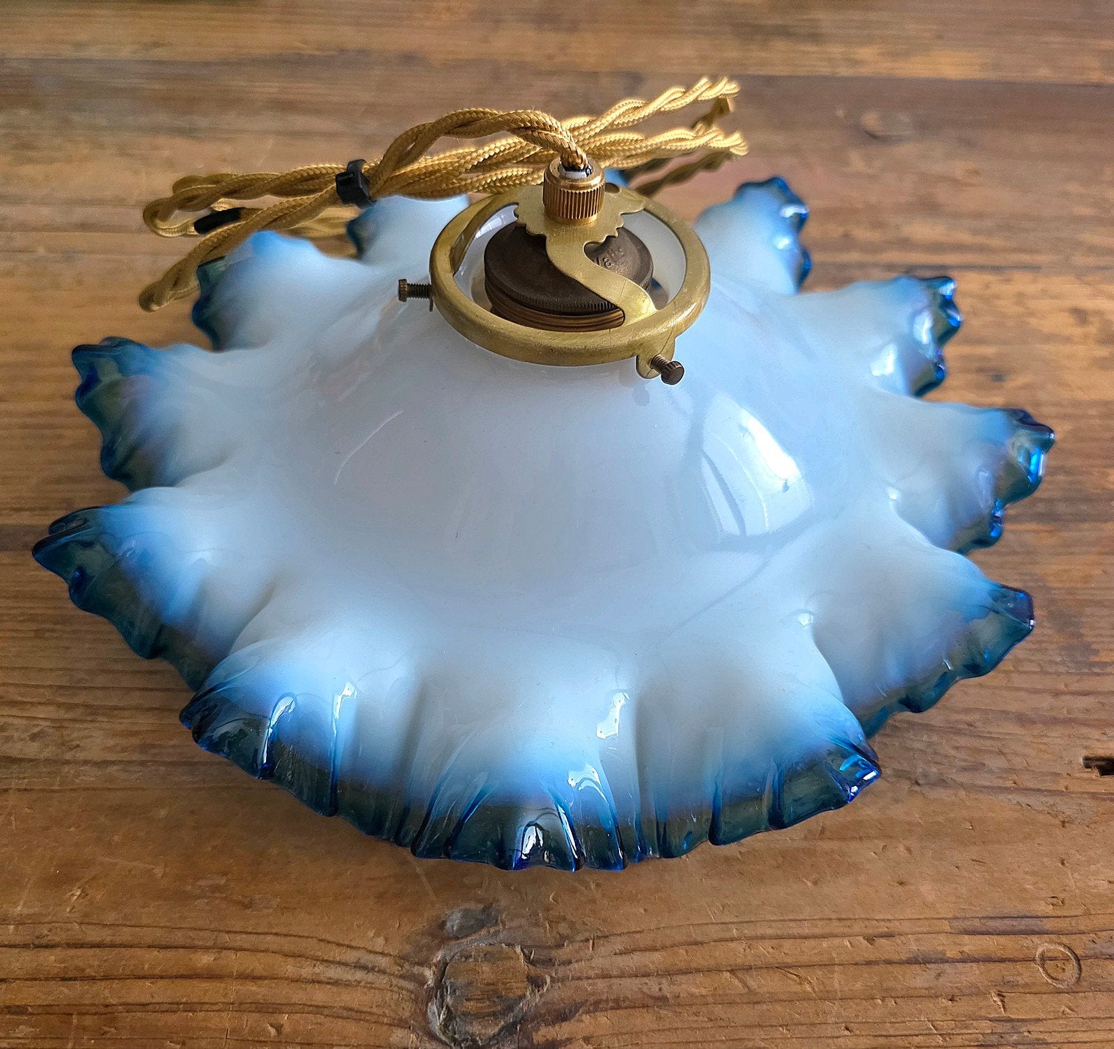 Vintage opaline pie crust hanglamp., Antiek en Kunst, Ophalen of Verzenden