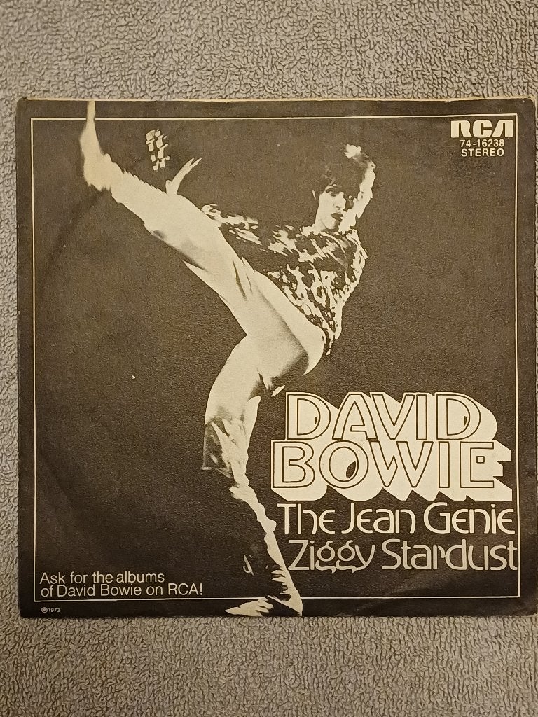 David Bowie – The Jean Genie  1973  Glam Rock   nMINT, Beschermende buitenhoes, 7 inch, Ophalen of Verzenden, Zo goed als nieuw