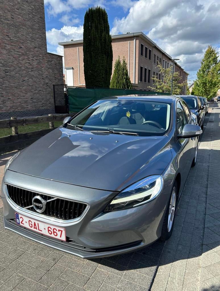 Volvo V40, Autos, Volvo, Particulier, V40, Diesel, Automatique, Enlèvement