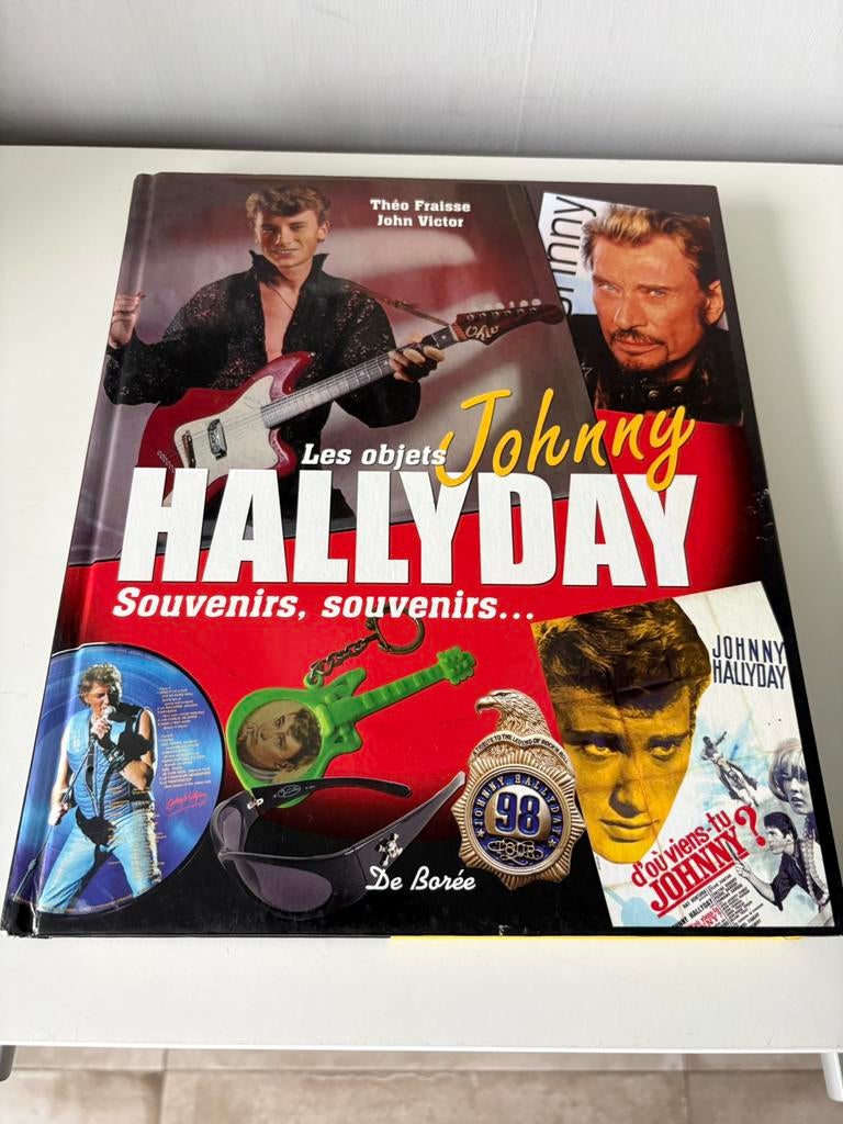 Johnny Hallyday boek, Boeken, Ophalen of Verzenden, Zo goed als nieuw