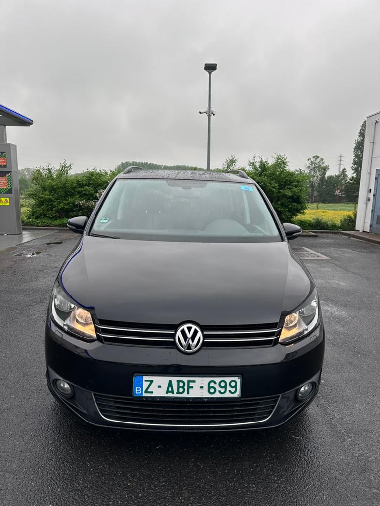 Volkswagen Touran 1.2 TSI | PANO | NAVI | TREKHAAK | AIRCO, Auto's, Volkswagen, Voorwielaandrijving, Monovolume, 4 cilinders, Leder en Stof