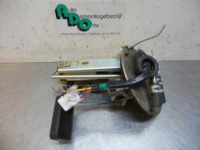 Pompe carburant électrique d'un Mazda 323 (323 BG 90-), -, 3 mois de garantie, Mazda, Utilisé