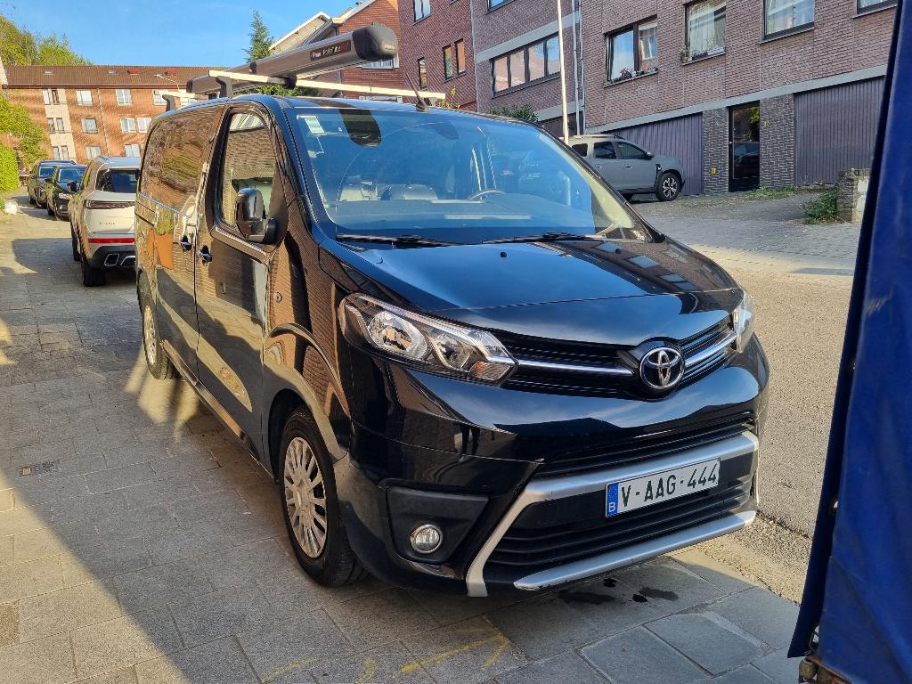 Toyota proace, 90 kW, 118 g/km, Euro 6, 3 places