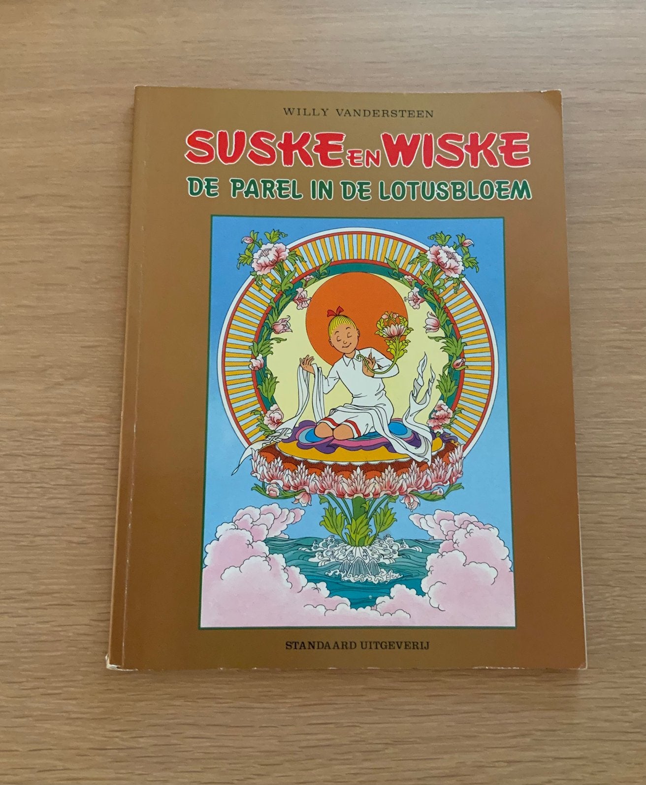 Gouden Suske en Wiske strip: de parel in de lotusbloem, Boeken, Ophalen of Verzenden, Zo goed als nieuw