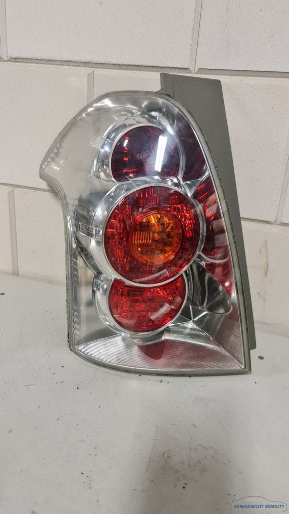Feu arri re Toyota Corolla Verso gauche c t conducteur origi, Autos : Pièces & Accessoires, Éclairage, Toyota, Utilisé