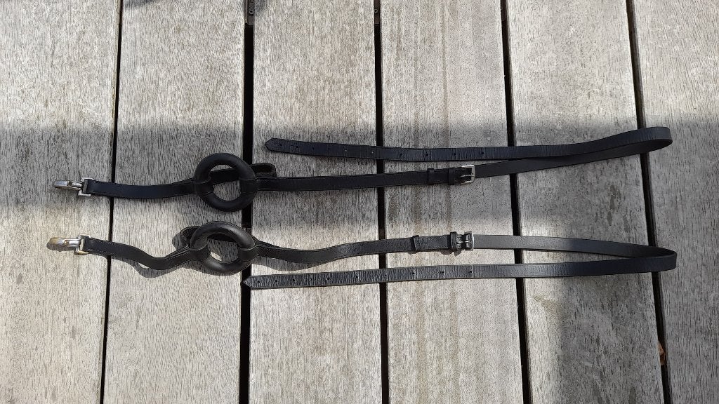 Rênes latérales en bon état, Animaux & Accessoires, Autres tailles, Enlèvement ou Envoi, Rênes d'enrênement, Autres marques