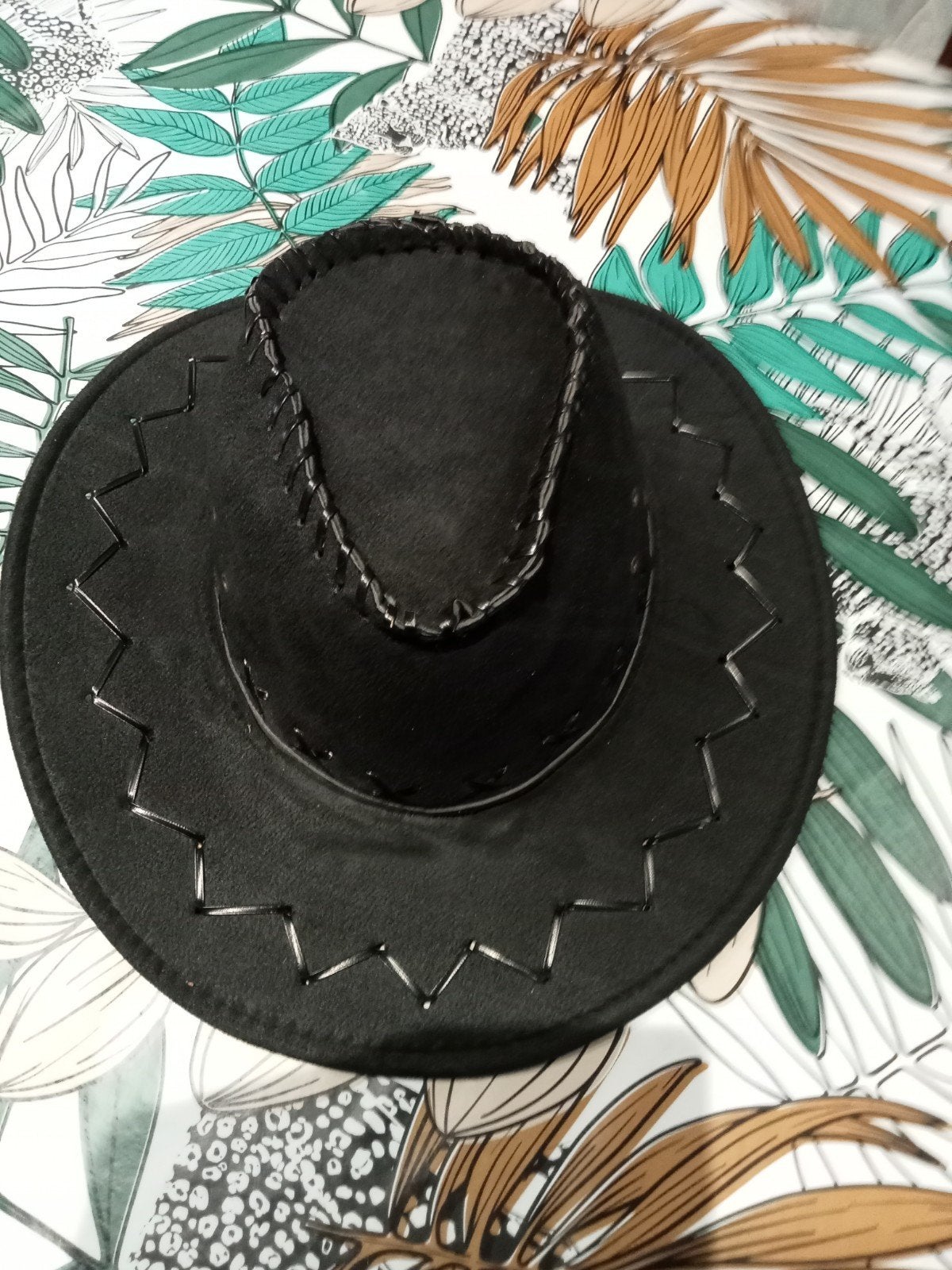 Chapeau,Country., Enlèvement, Chapeau