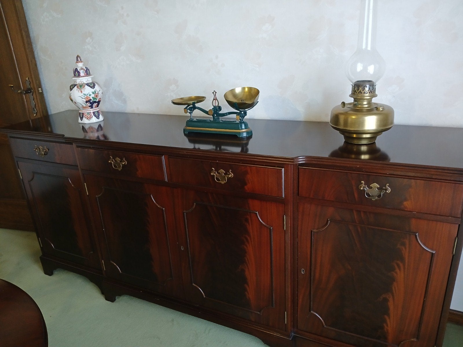 Mahoniehouten dressoirkast, Huis en Inrichting, Kasten | Secretaires, Ophalen