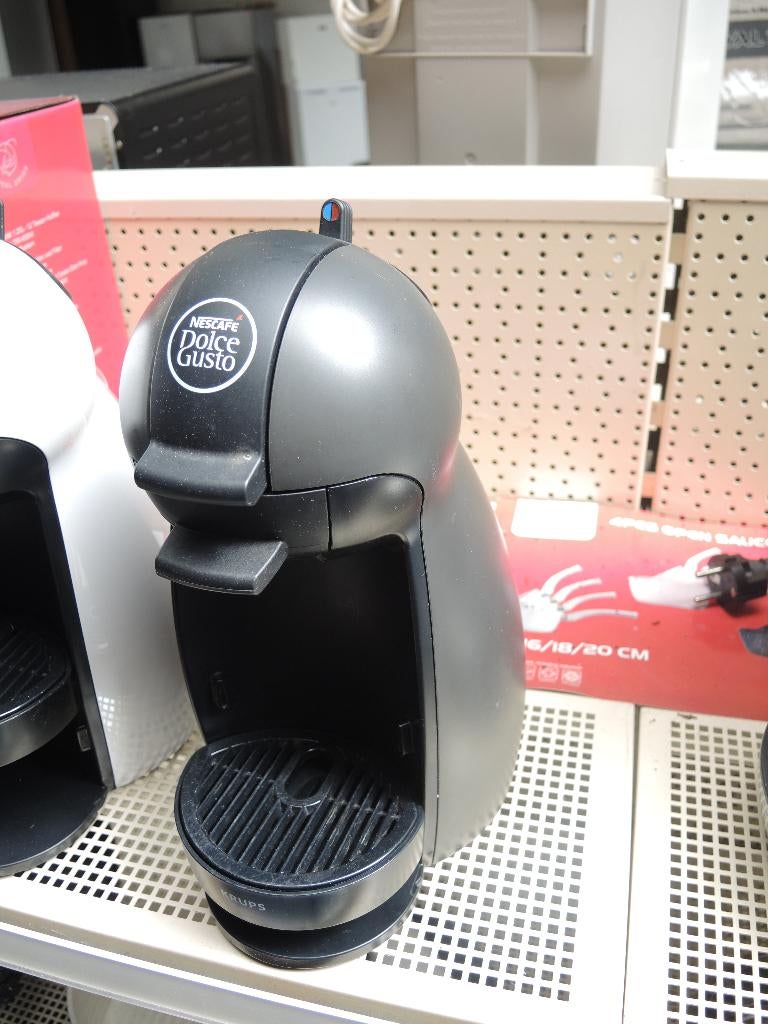 Krups dolce gusto koffiezetapparaat zwart, Elektronische apparatuur, Slowcookers, Gebruikt, Qw, Ophalen of Verzenden, @