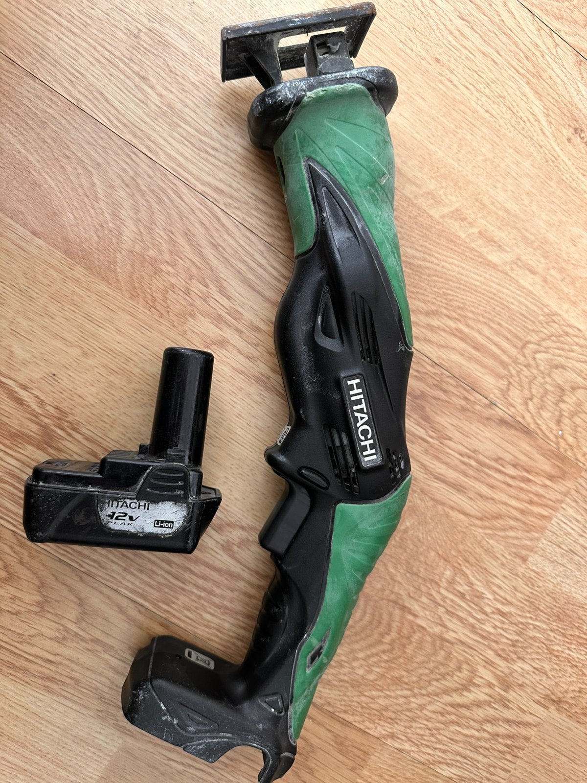 Hitachi reciprozaag 10.8 volt CR10DL WC, Doe-het-zelf en Bouw, Gereedschap | Slijpmachines, Ophalen, Zo goed als nieuw