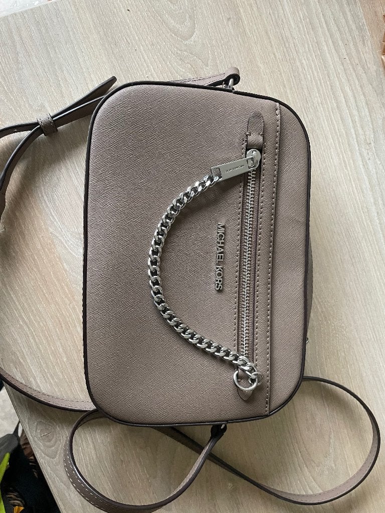 Schoudertas Michael Kors, Neuf, Autres marques, Enlèvement, Gris