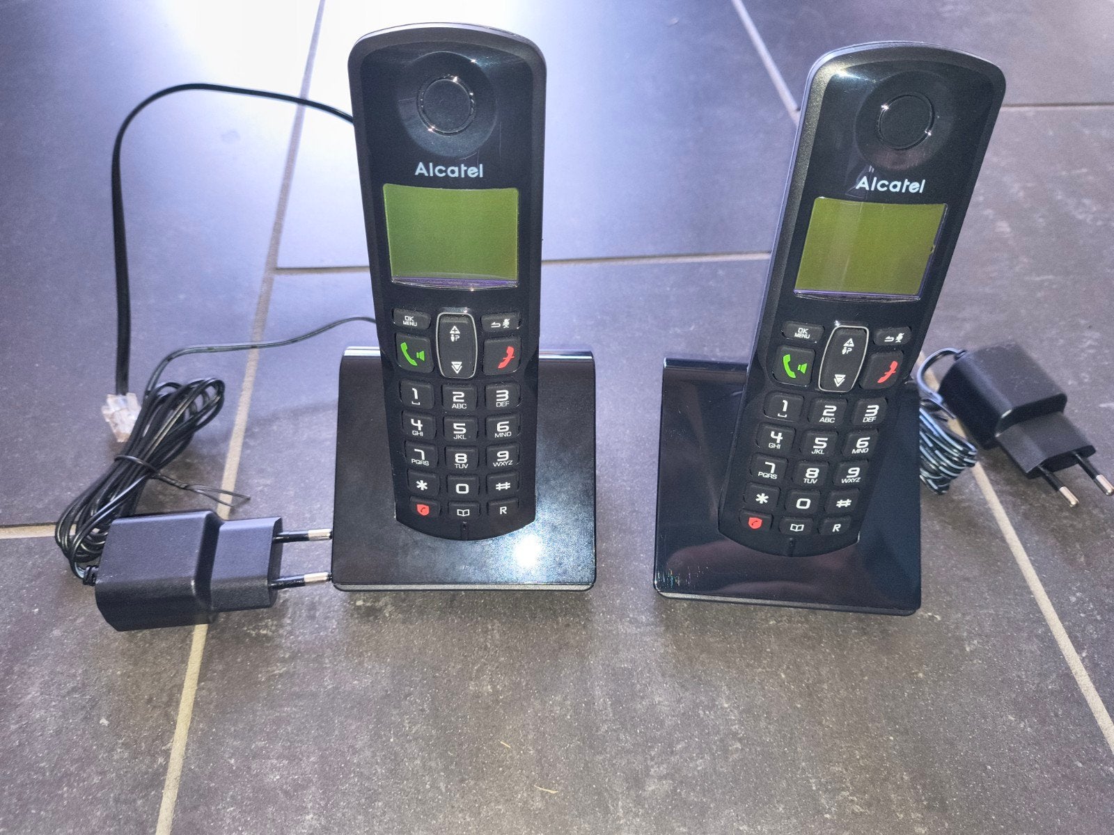 Draadloze telefoons Alcatel  S280 duo, Ophalen, Zo goed als nieuw, 2 handsets