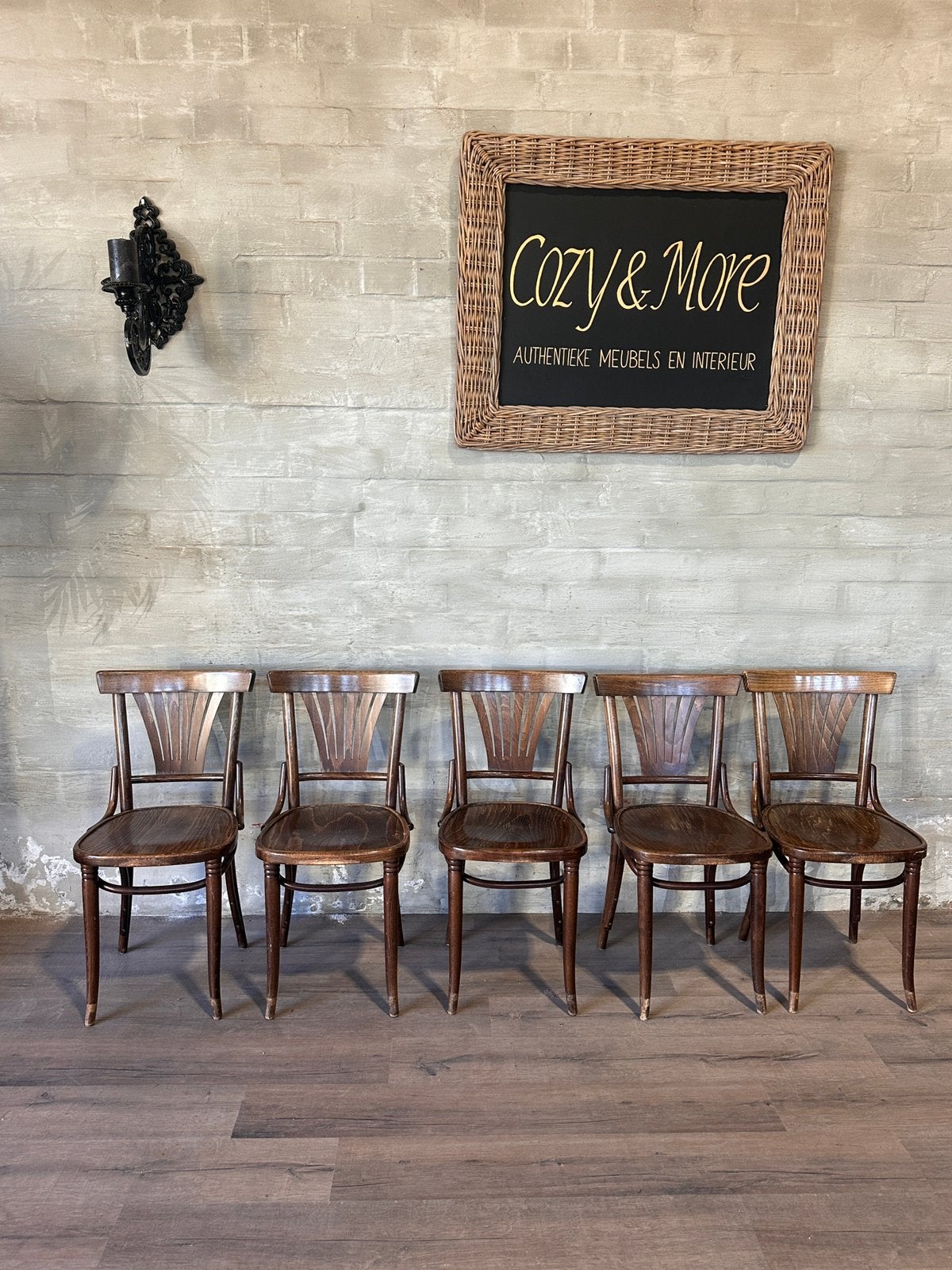 44 café stoelen / cafestoelen - prijs per stuk, Maison & Meubles, Landelijk / Authentiek, Enlèvement ou Envoi, ., Brun