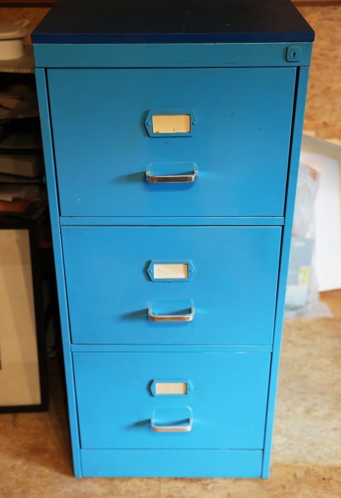 Armoire classeur métallique, Enlèvement
