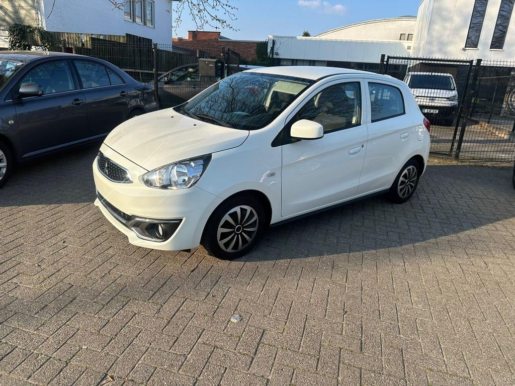 Mitsubishi space star 1.0 benzine 69 pk, Voorwielaandrijving, Wit, Bedrijf, 5 deurs