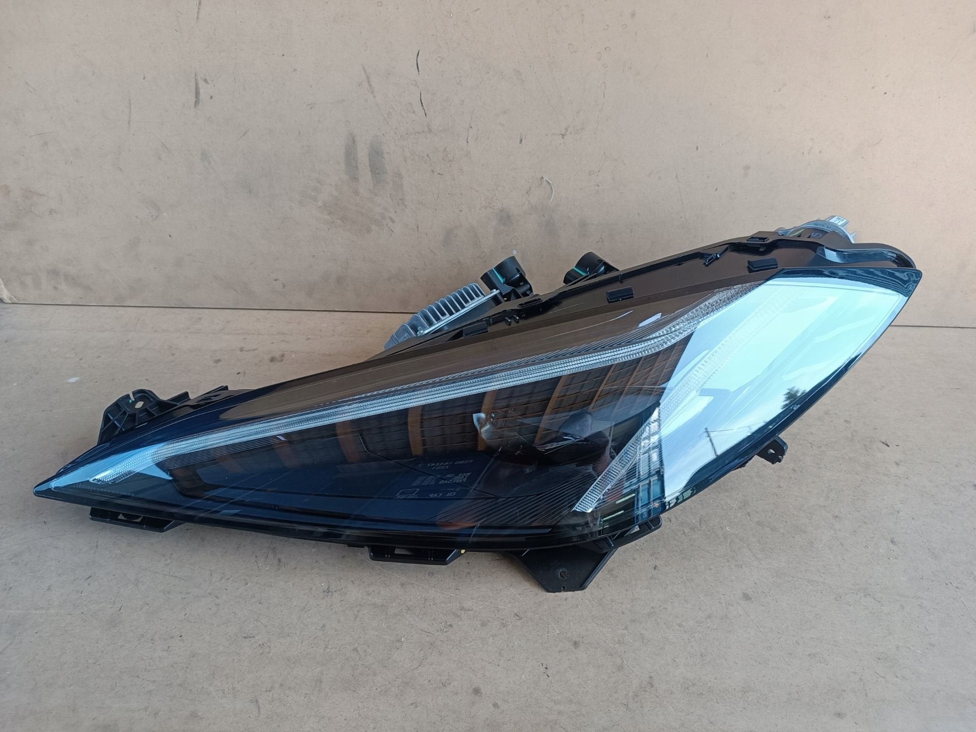 Chevrolet Corvette C8 Koplamp Links 85545920, Gebruikt, Info@gm.com, Chevrolet, Renaissance Center 300
48265  Detroit