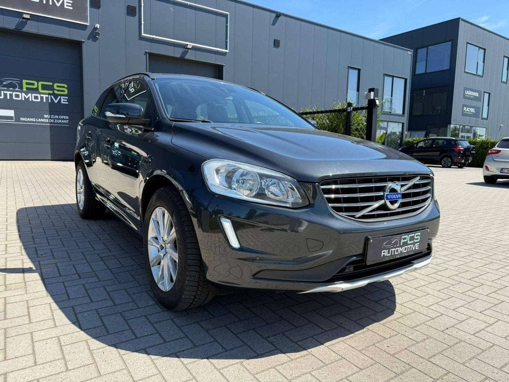 Volvo XC60 2.0 Diesel / Euro 6b / 181 pk / 12 mnd Waarborg, Auto's, Gebruikt, 4 cilinders, 1969 cc, Bedrijf