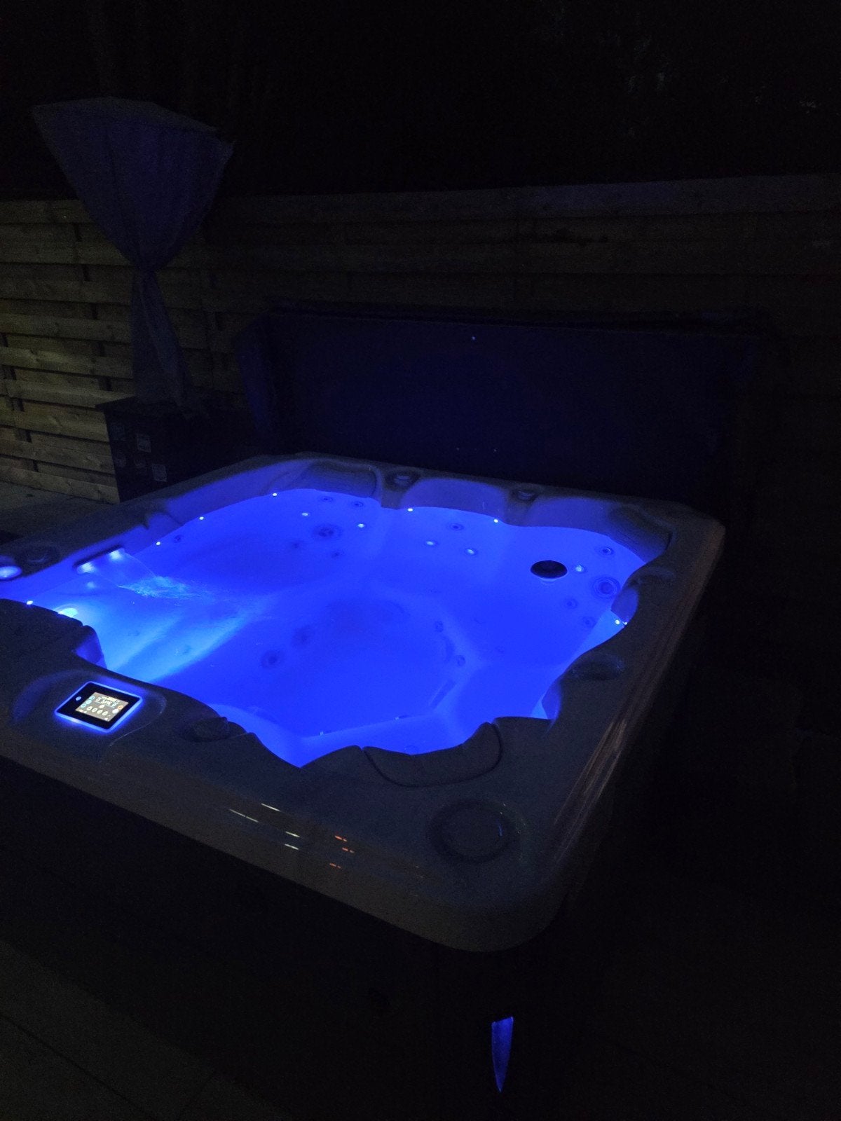 Jacuzzi, Jardin & Terrasse, Enlèvement, Comme neuf, Couverture, Fixé