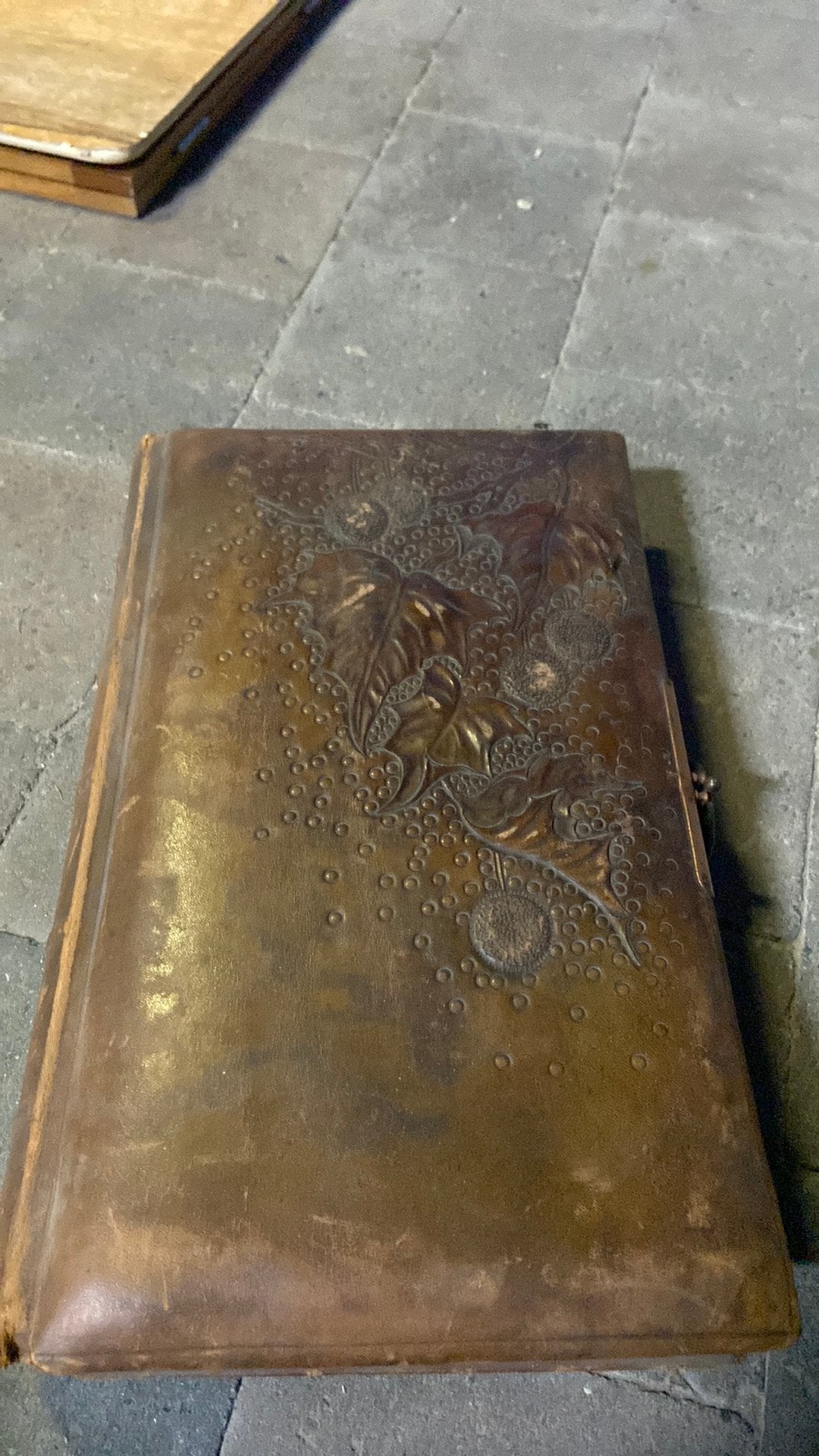 Oude fotoalbum groot formaat, Ophalen