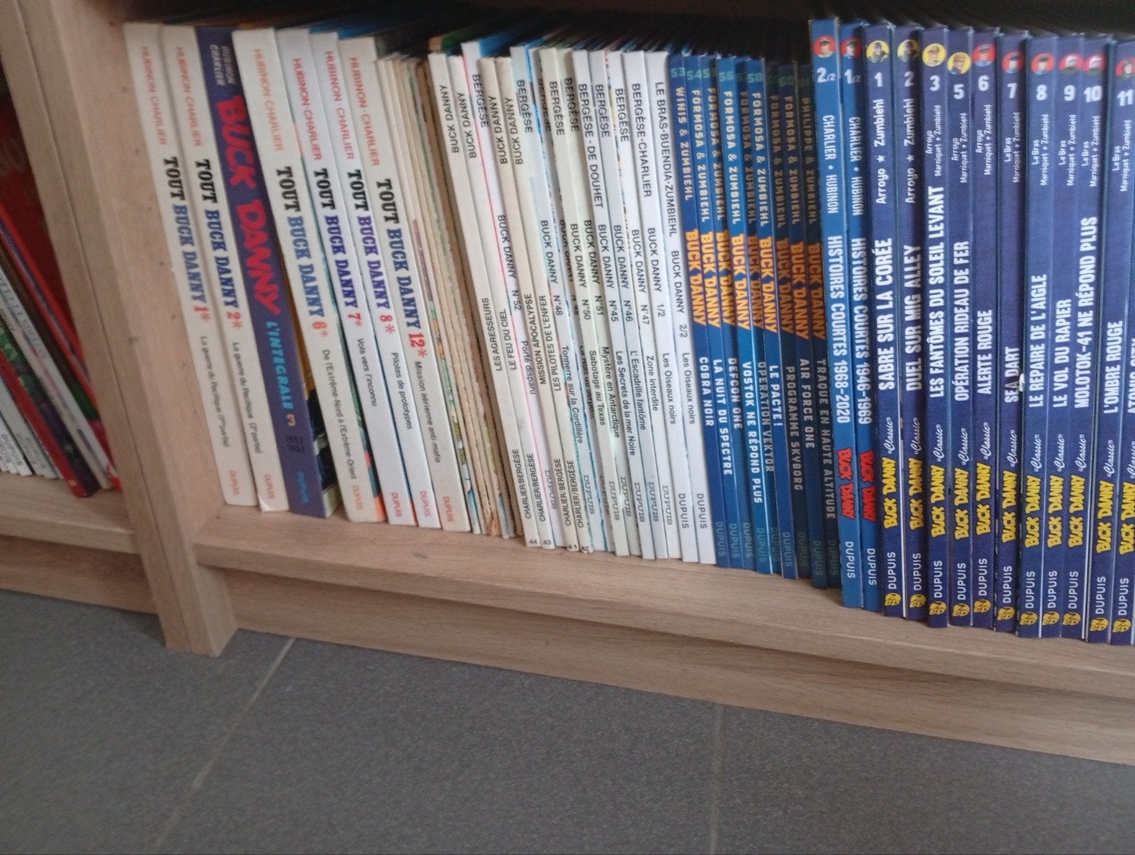 Collection ancienne et récente des livres de Buck Danny, Livres, Série complète ou Série, Enlèvement, Comme neuf