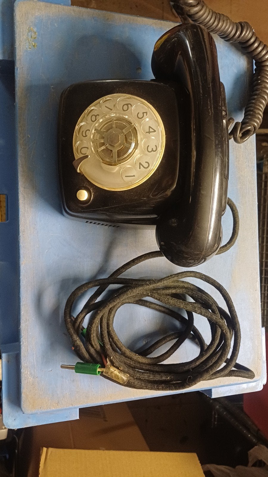 Téléphone fixe, Utilisé, Avec cadran rotatif