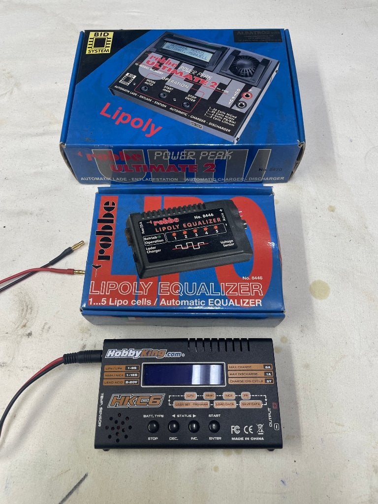 set van 3 batterijladers, Hobby en Vrije tijd, Modelbouw | Radiografisch | Vliegtuigen, Ophalen of Verzenden, Zo goed als nieuw