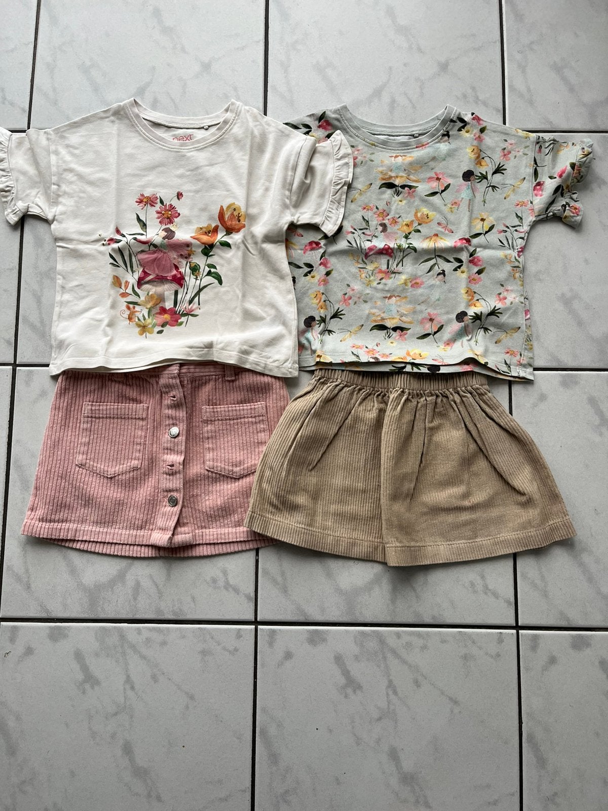 Kinderkleding maat 98 en 104, Enfants & Bébés, Enlèvement, Comme neuf