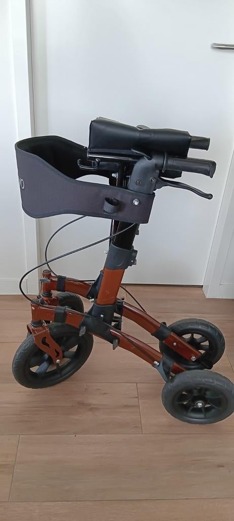 ROLLATOR DIETZ Bordeaux, Ophalen, Zo goed als nieuw