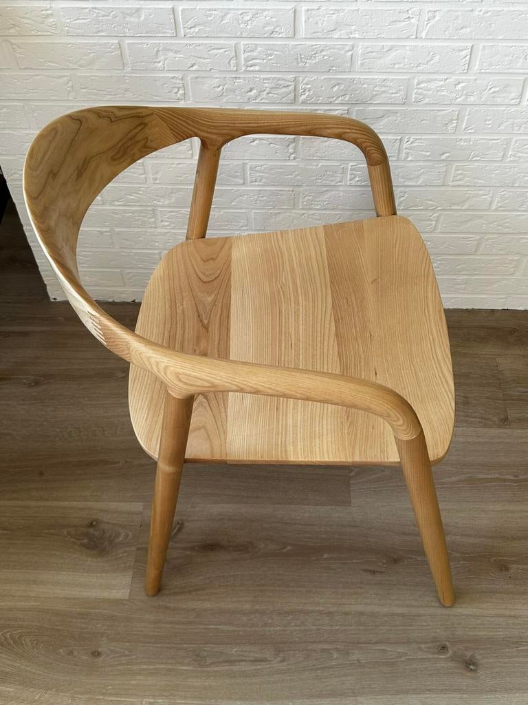 4 houten stoelen, Huis en Inrichting, Stoelen, Ophalen, Zo goed als nieuw