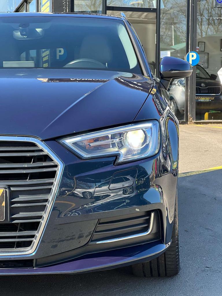 Audi A3 Sportback1.0 TFSI SportS tronic*NAVI*LED*XÉNON*, Autos, Cuir, Achat, Entreprise, 116 ch