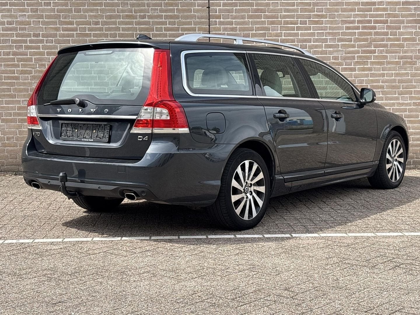 Volvo V70 2.0 D4 Nordic+ | toit ouvrant | Leder| Navi | clim, Autos, Volvo, Argent ou Gris, Achat, Entreprise, V70