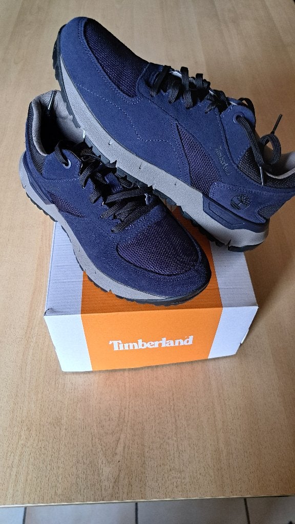 Schoenen Pakket (3 st, M42): Timberland, Skechers, Puma, Vêtements | Hommes, Autres couleurs, Comme neuf, Enlèvement, Baskets