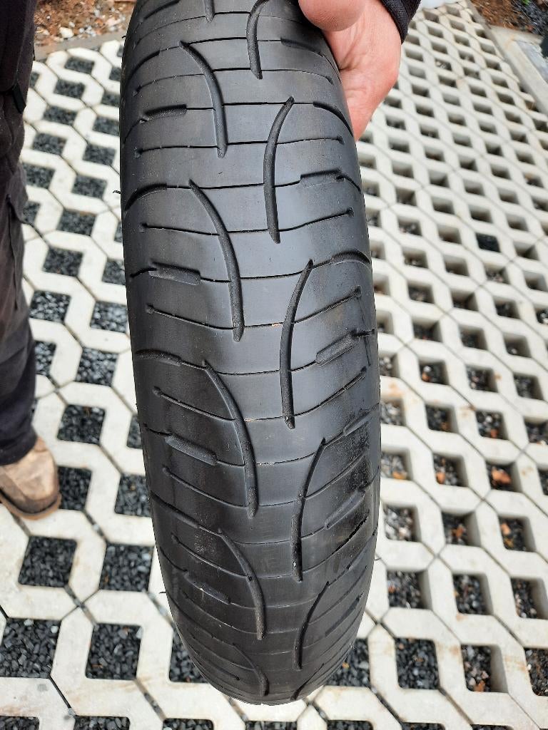 Pneu moto avant NEUF Michelin 120/70 ZR 17, Motos, Pièces | Toutes-marques, Enlèvement, Neuf